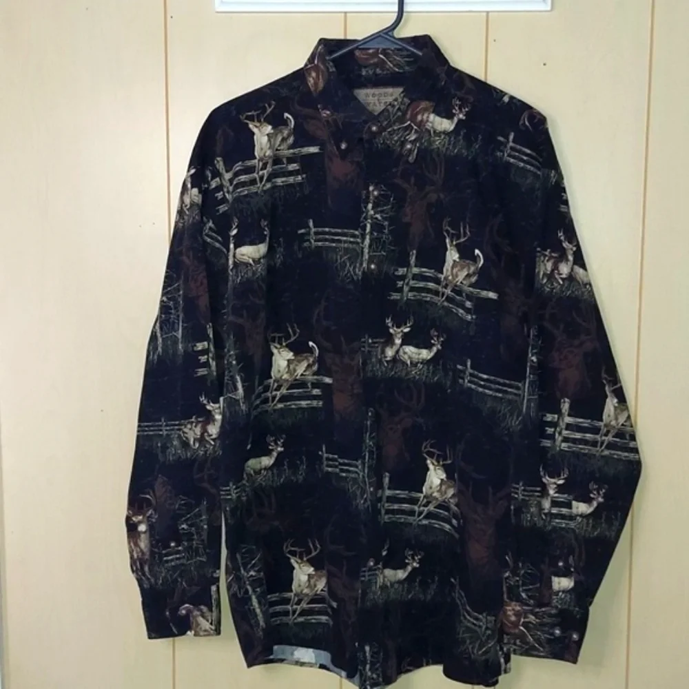 Wood & Waters button down - Picture 1 of 7